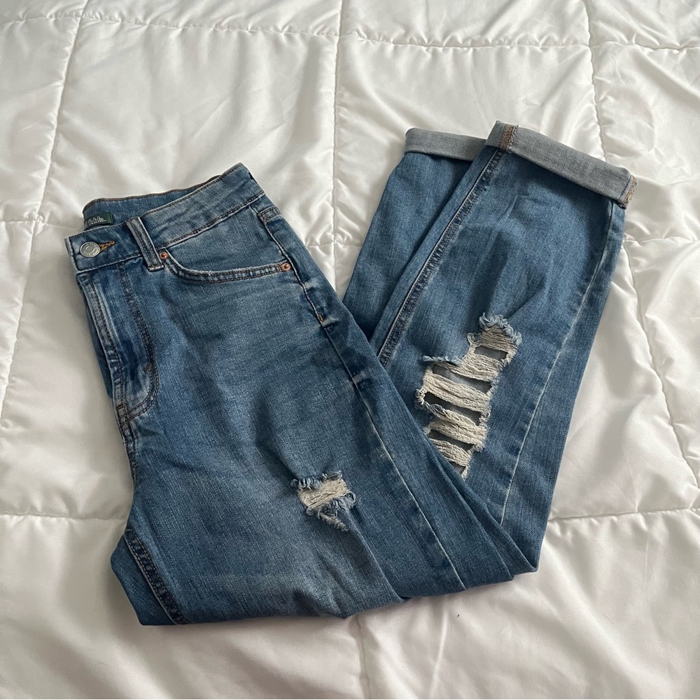 2/$15! WILD FABLE highest rise distressed mom Jean